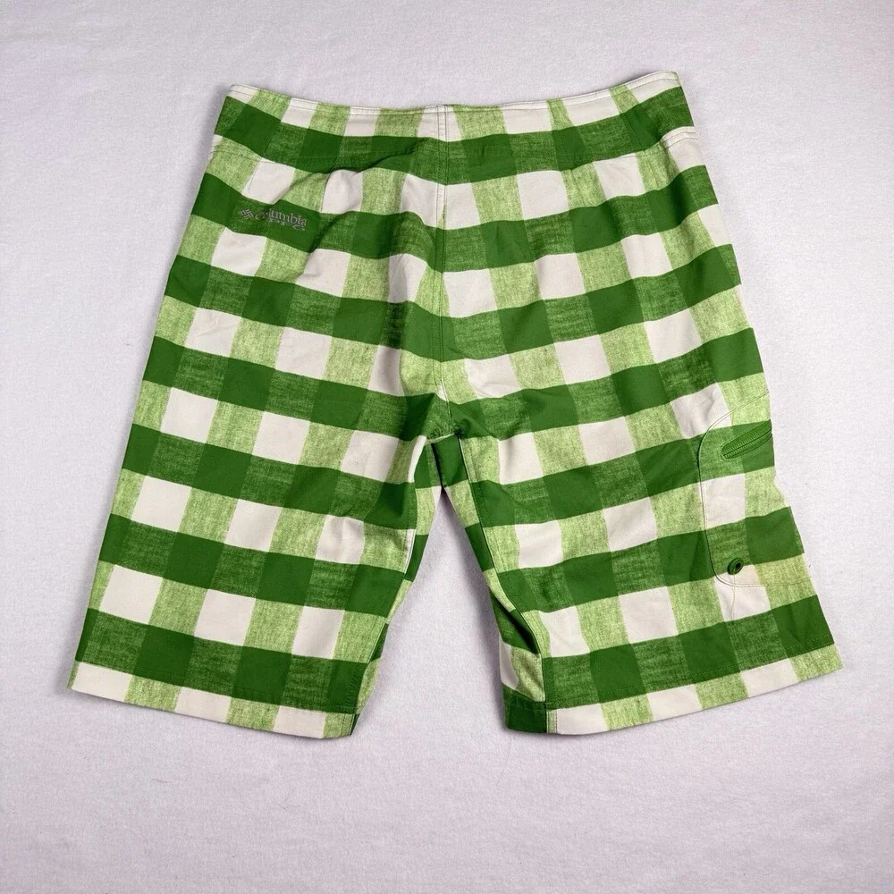 COLUMBIA PFG Board Shorts Omni-Shield Stretch Green Plaid Fishing Mens 32x11